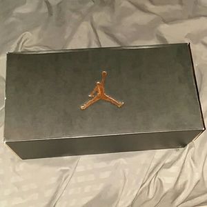 Authentic jordan shoe box